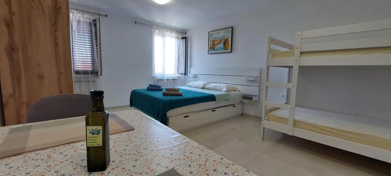 Apartmaji Jurcan 이졸라 외부 사진
