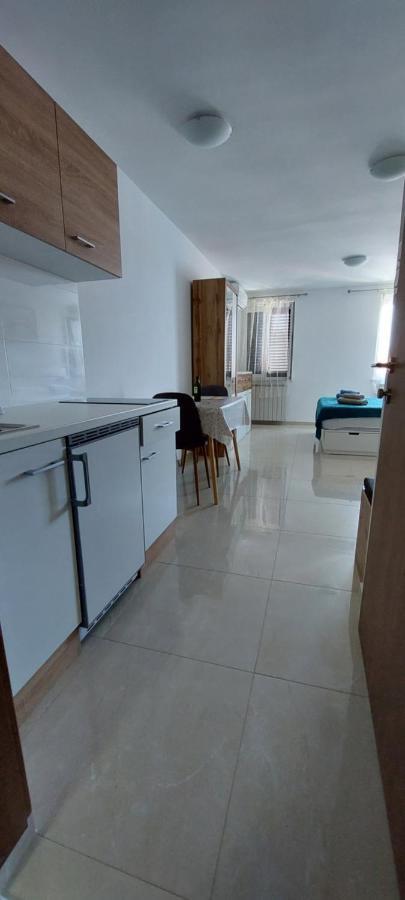 Apartmaji Jurcan 이졸라 외부 사진